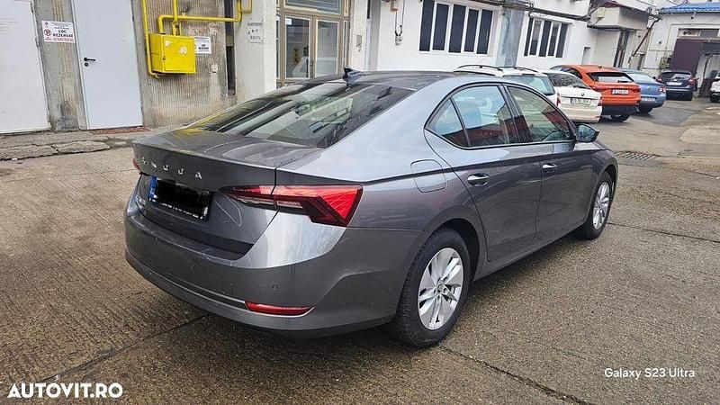 Second-hand Skoda Octavia Ambition 115 CP (84 kW) 2023 Culoaregri Berlinǎ