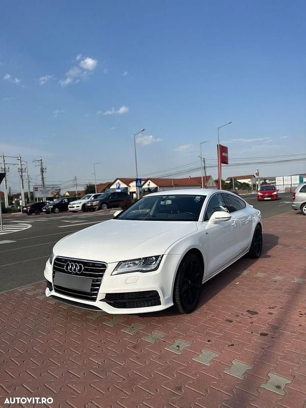 Second-hand Audi A7 245 CP (180 kW) 2012 Culoarealb Hatchback
