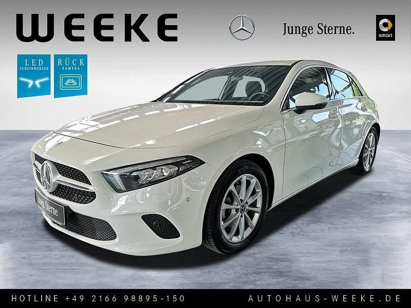 Utilizat 2022 Mercedes A180 Progressive | 26.733 EUR (Preț bun) - Imagine 1/1