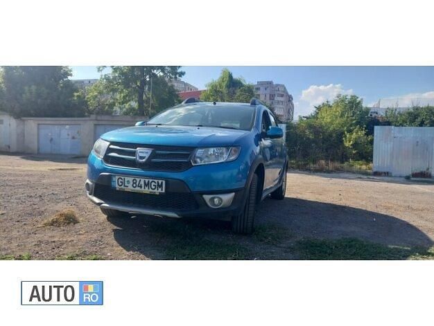 Second-hand Dacia Sandero 90 CP (66 kW) 2013 Albastru Hatchback