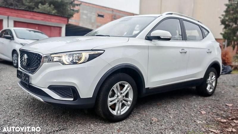Second-hand MG ZS Comfort 105 kW (143 CP) 2020 Culoarealb SUV