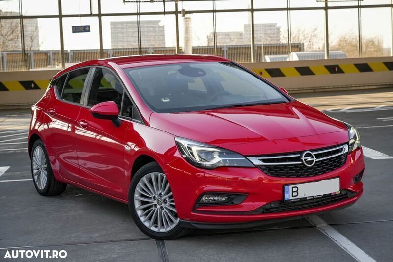 Rosu Utilizat 2018 Opel Astra Active Hatchback | 9.990 EUR (Preț OK) - Imagine 1/4