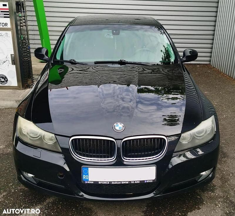 Negru Utilizat 2009 BMW 318 Berlinǎ | 4.650 EUR (Preț OK) - Imagine 1/4