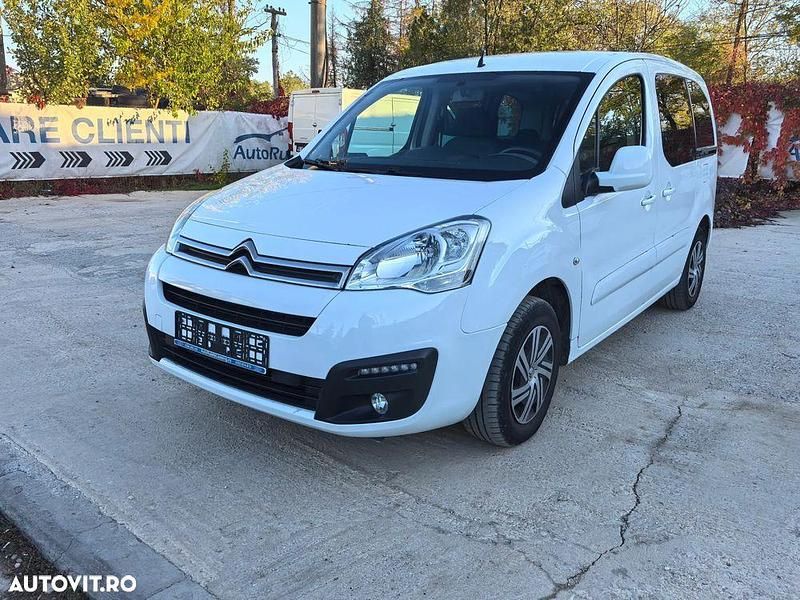 Culoarealb Second-hand 2017 Citroën Berlingo PureTech Monovolum | 6.500 EUR (Preț OK) - Imagine 1/4