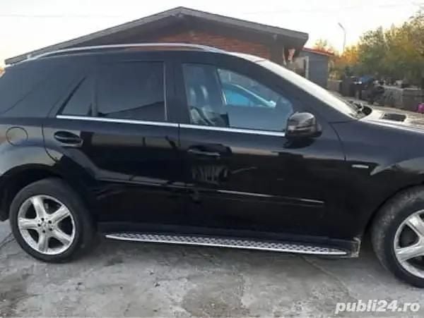 Utilizat 2011 Mercedes ML320 SUV | 10.500 EUR - Imagine 1/4