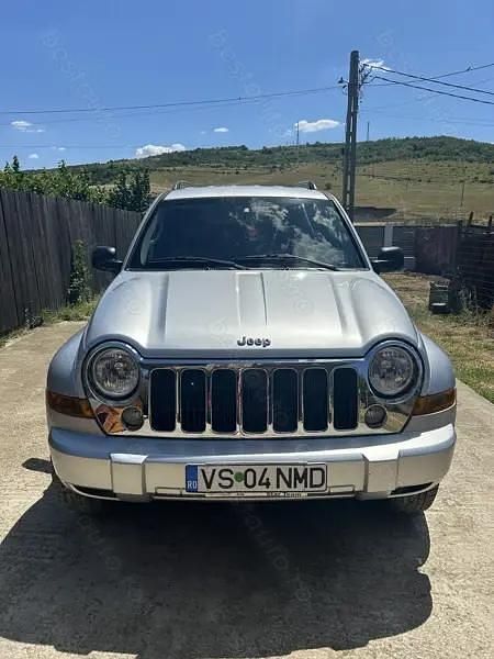Utilizat 2006 Jeep Cherokee SUV | 24.000 EUR - Imagine 1/4