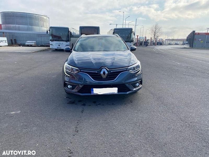 Culoaregri Second-hand 2018 Renault Mégane GrandTour Break | 7.300 EUR (Preț OK) - Imagine 1/4