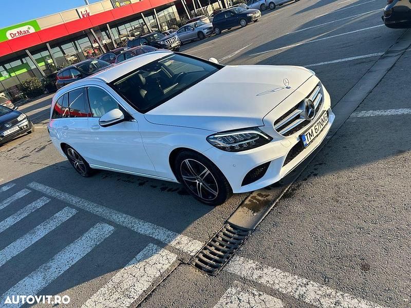 Culoarealb Utilizat 2019 Mercedes C220 Break | 19.500 EUR (Preț OK) - Imagine 1/4