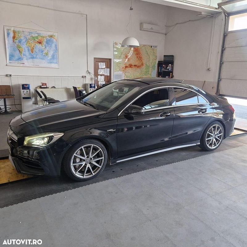 Negru Utilizat 2017 Mercedes CLA45 AMG AMG Coupe | 40.000 EUR - Imagine 1/4