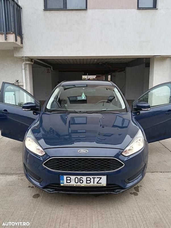 Culoarealbastru Utilizat 2018 Ford Focus Monovolum | 6.800 EUR (Super Preț) - Imagine 1/4