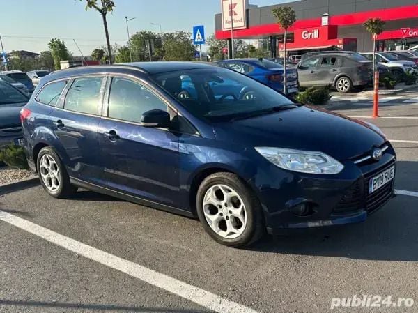 Albastru Utilizat 2011 Ford Focus Break | 4.250 EUR (Preț OK) - Imagine 1/4