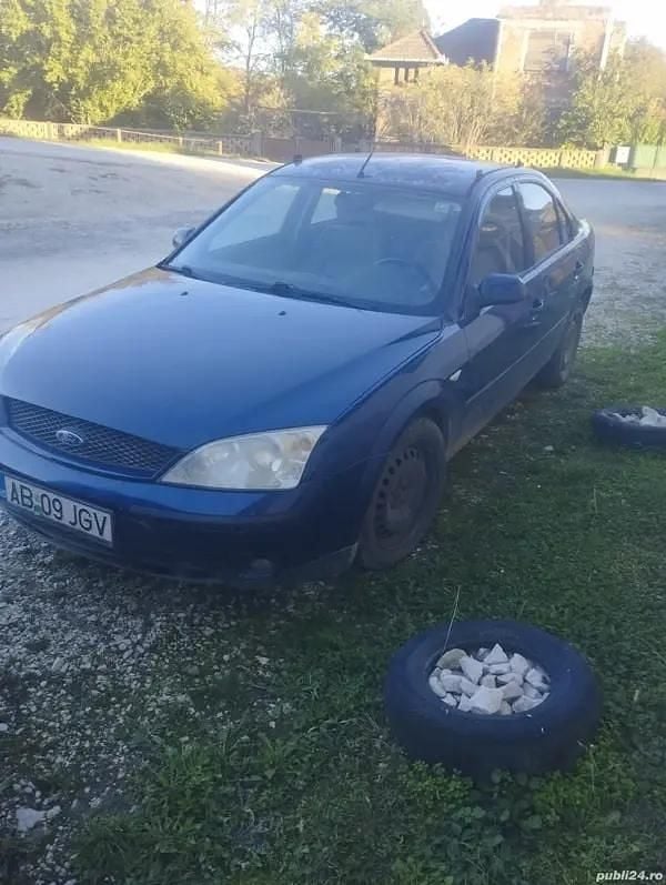 Utilizat 2002 Ford Mondeo Ghia Hatchback | 2.500 EUR - Imagine 1/1