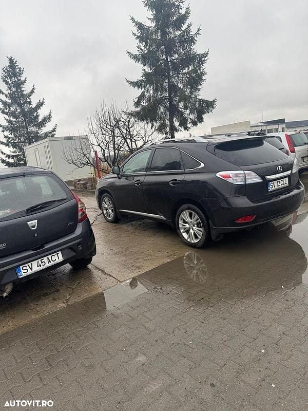 Second-hand Lexus RX450h 299 CP (219 kW) 2012 Culoarenegru SUV