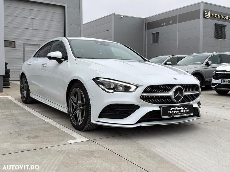 Culoarealb Utilizat 2021 Mercedes 220 AMG line Coupe | 28.990 EUR - Imagine 1/4