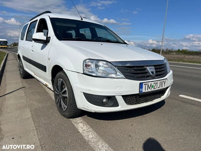 Alb Utilizat 2011 Dacia Logan MCV Prestige Break | 2.150 EUR (Super Preț) - Imagine 1/4
