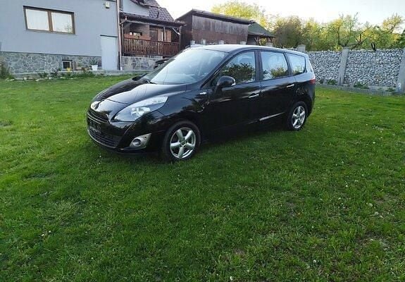 Negru Utilizat 2013 Renault Grand Scénic III Monovolum | 3.000 EUR (Super Preț) - Imagine 1/4