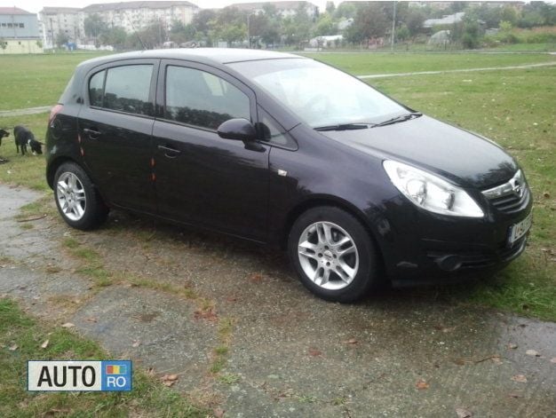 Second-hand Opel Corsa 80 CP (58 kW) 2008 Negru Hatchback