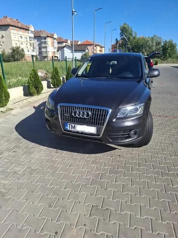 Gri Utilizat 2009 Audi Q5 SUV | 8.790 EUR (Preț OK) - Imagine 1/4