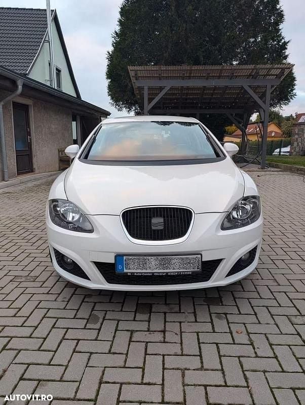 Culoarealb Utilizat 2012 Seat Leon Style Hatchback | 4.600 EUR (Preț OK) - Imagine 1/4