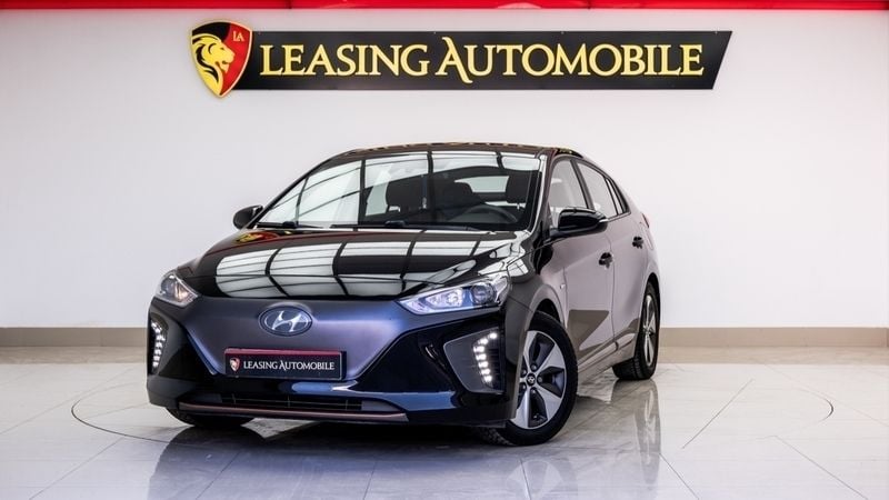 Negru Utilizat 2017 Hyundai Ioniq Trend Berlinǎ | 10.490 EUR - Imagine 1/4