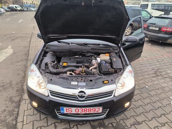 Second-hand Opel Astra 110 CP (80 kW) 2009 Hatchback