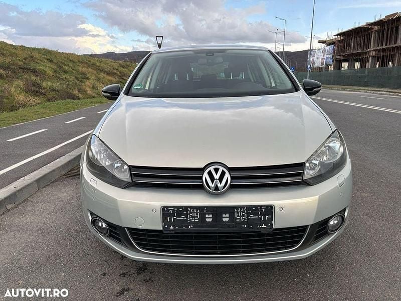 Culoareargint Utilizat 2011 VW Golf VI Style | 5.890 EUR (Puțin scump) - Imagine 1/4