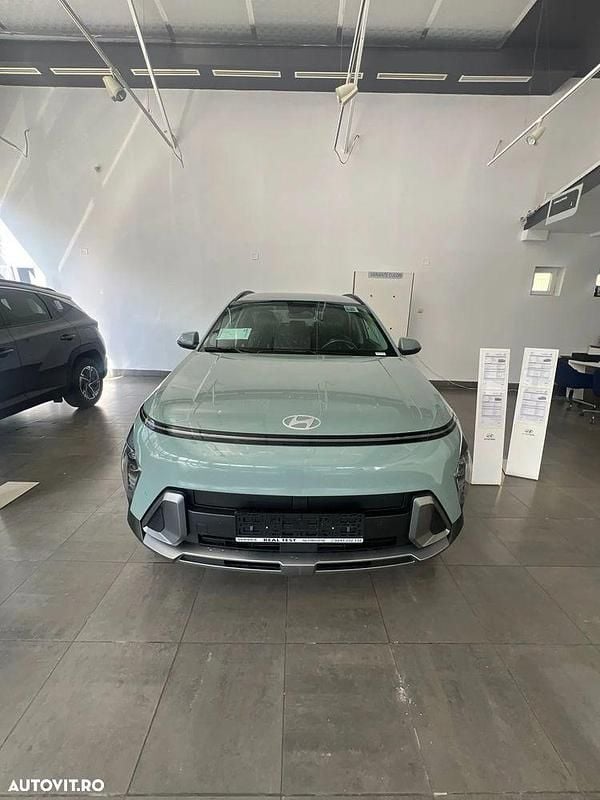 Nouă Hyundai Kona Premium 138 CP (101 kW) 2025 Culoareverde SUV