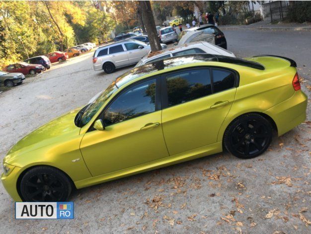 Second-hand BMW 318 143 CP (105 kW) 2008 Verde Berlinǎ