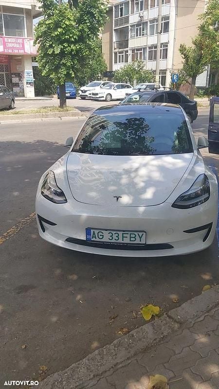 Culoarealb Utilizat 2020 Tesla Model 3 RWD Berlinǎ | 23.000 EUR - Imagine 1/4