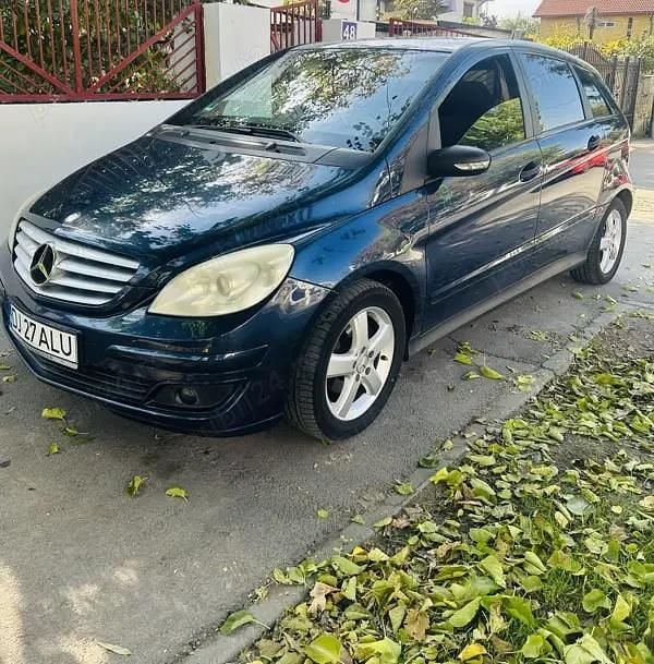 Albastru Utilizat 2005 Mercedes B170 Monovolum | 2.500 EUR (Preț OK) - Imagine 1/4