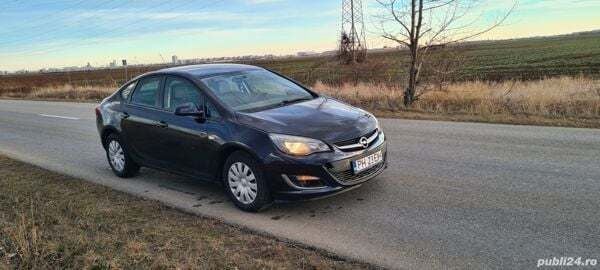 Albastru Utilizat 2018 Opel Astra Hatchback | 9.000 EUR (Preț OK) - Imagine 1/4