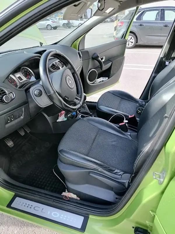 Second-hand Renault Clio GrandTour 103 CP (75 kW) 2009 Break