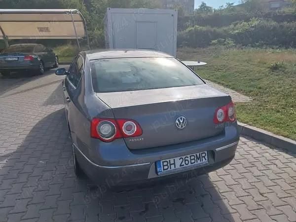 Second-hand VW Passat 140 CP (102 kW) 2006 Berlinǎ