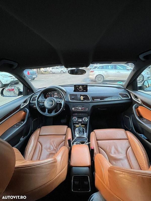 Culoarenegru Utilizat 2011 Audi Q3 SUV | 10.500 EUR (Preț OK) - Imagine 1/4