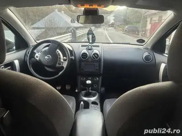 Negru Utilizat 2010 Nissan Qashqai SUV | 7.000 EUR (Puțin scump) - Imagine 1/4