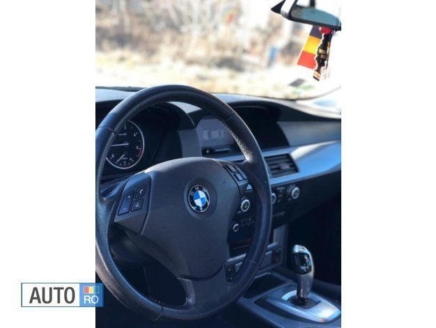 Second-hand BMW 520 177 CP (130 kW) 2007 Gri Berlinǎ
