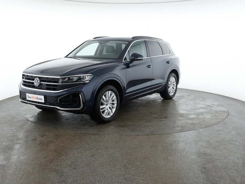 Albastru inchis metalic Utilizat 2023 VW Touareg R-line SUV | 69.143 EUR - Imagine 1/4