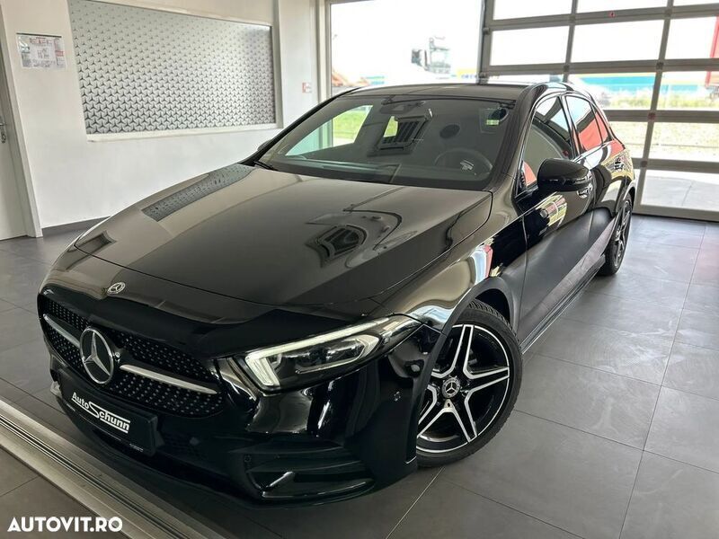 Negru Utilizat 2020 Mercedes A220 AMG line Hatchback | 29.143 EUR (Preț OK) - Imagine 1/4