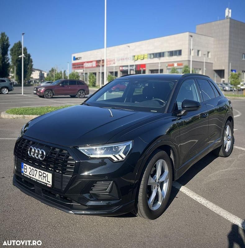 Culoarenegru Utilizat 2019 Audi Q3 SUV | 26.700 EUR (Scump) - Imagine 1/4