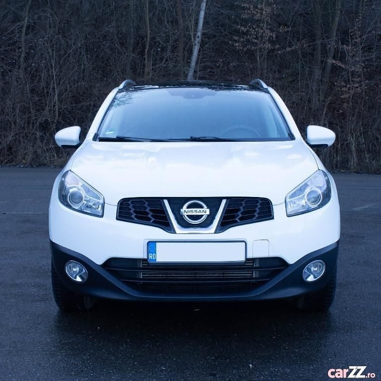 Alb Second-hand 2011 Nissan Qashqai SUV | 7.000 EUR (Preț OK) - Imagine 1/4
