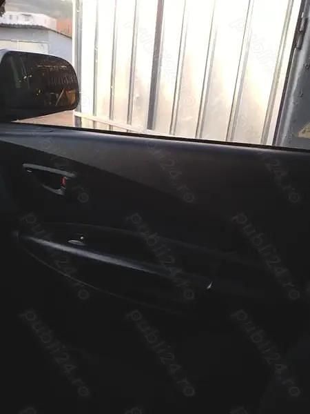 Utilizat 2005 Hyundai Tucson SUV | 2.650 EUR - Imagine 1/4