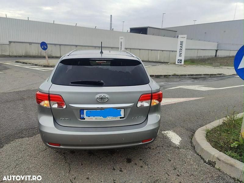 Second-hand Toyota Avensis 147 CP (108 kW) 2012 Culoaregri Break