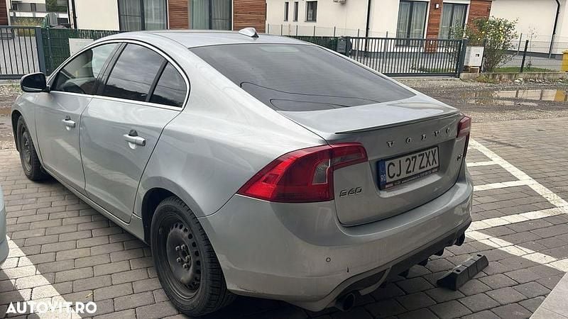 Culoaregri Utilizat 2012 Volvo S60 R-Design Berlinǎ | 4.900 EUR (Super Preț) - Imagine 1/4