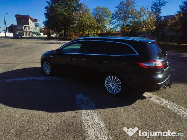 Second-hand Ford Mondeo 115 CP (84 kW) 2014 Culoarenegru Break