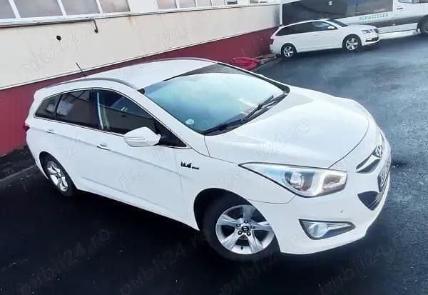 Utilizat 2011 Hyundai i40 Break | 4.500 EUR (Preț OK) - Imagine 1/4