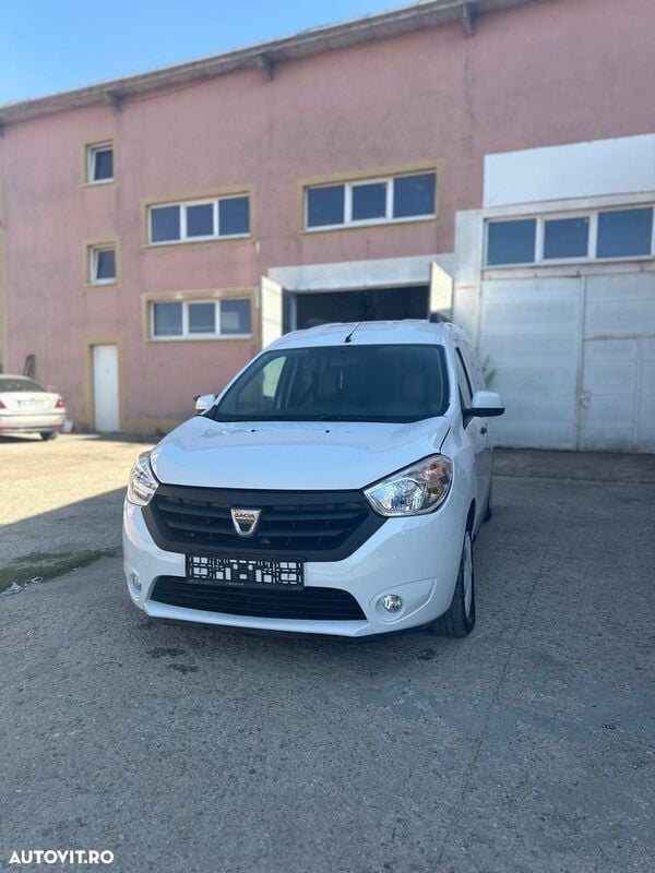 Alb Utilizat 2014 Dacia Dokker Lauréate Van | 4.800 EUR (Preț OK) - Imagine 1/4