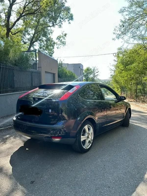 Utilizat 2007 Ford Focus Coupe | 2.000 EUR (Preț OK) - Imagine 1/4