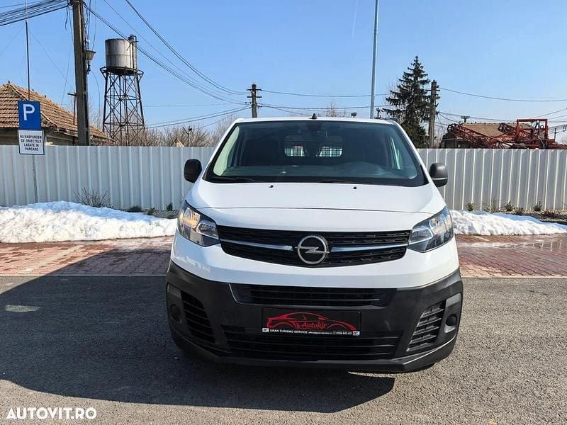 Second-hand Opel Vivaro 120 CP (88 kW) 2019 Culoarealb Monovolum
