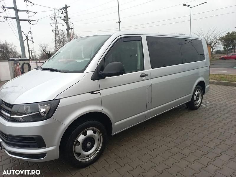 Second-hand VW Caravelle 150 CP (110 kW) 2017 Culoareargint Monovolum