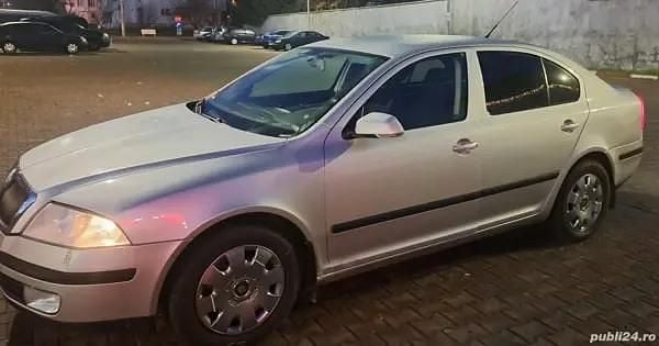 Argintiu Second-hand 2007 Skoda Octavia Berlinǎ | 1.800 EUR (Preț bun) - Imagine 1/4